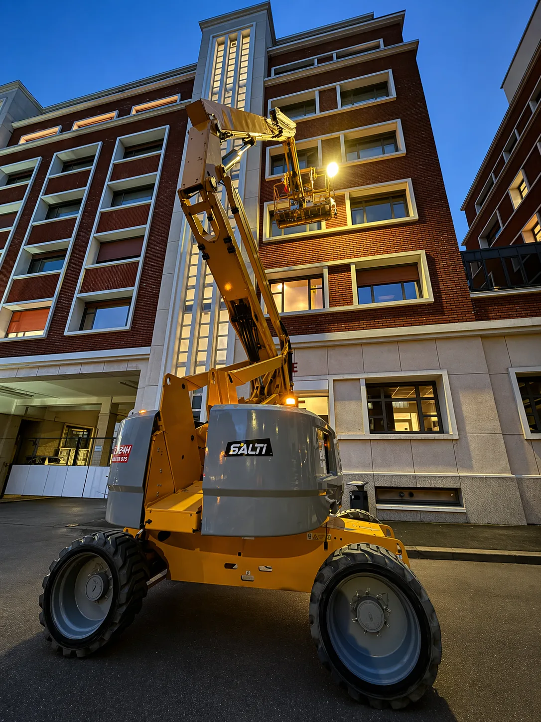 Pilotage et maintenance de bâtiment professionnel