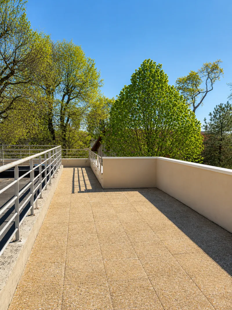 Nettoyage sols extérieurs parking terrasse accès